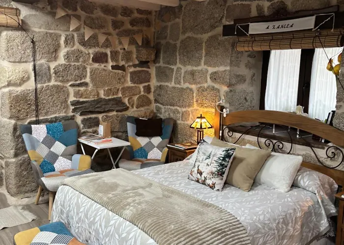 Daire A Xanela, Casa Dos Mestres *